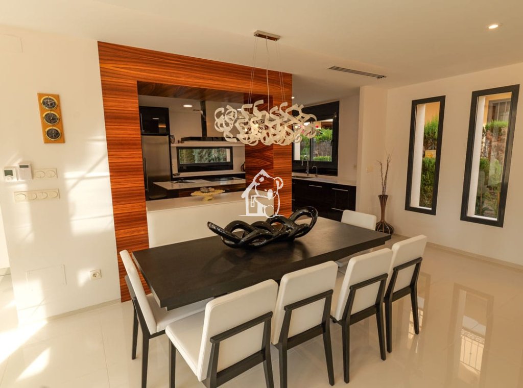 Obra nueva - Villa - Torrevieja