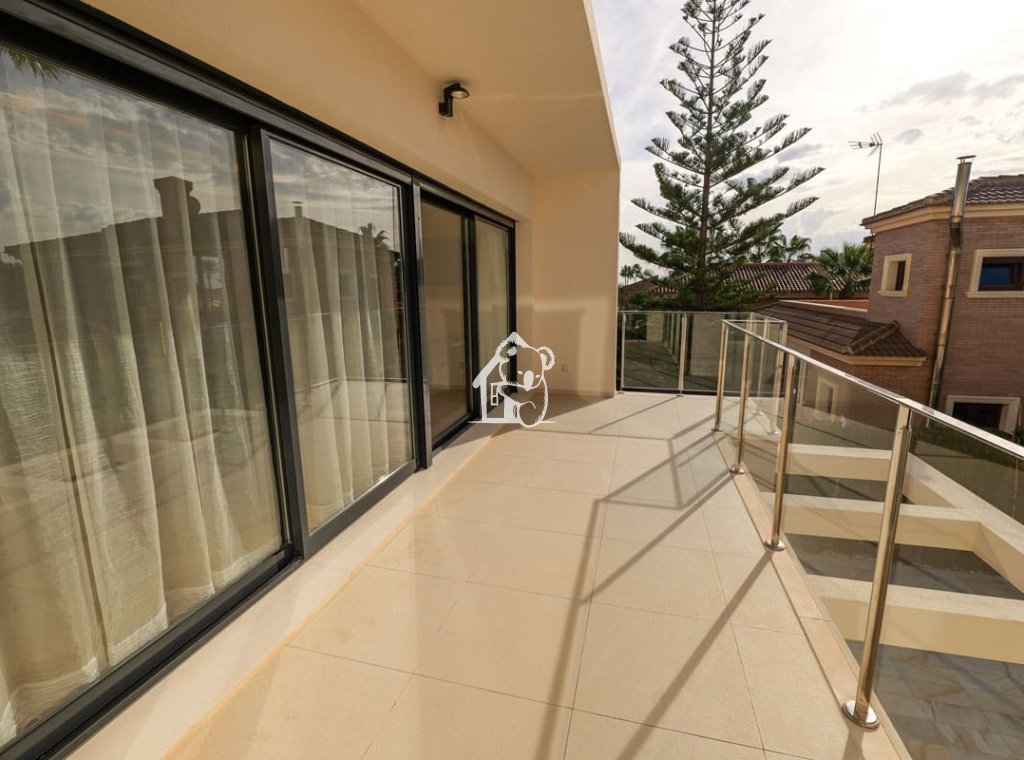 Obra nueva - Villa - Torrevieja