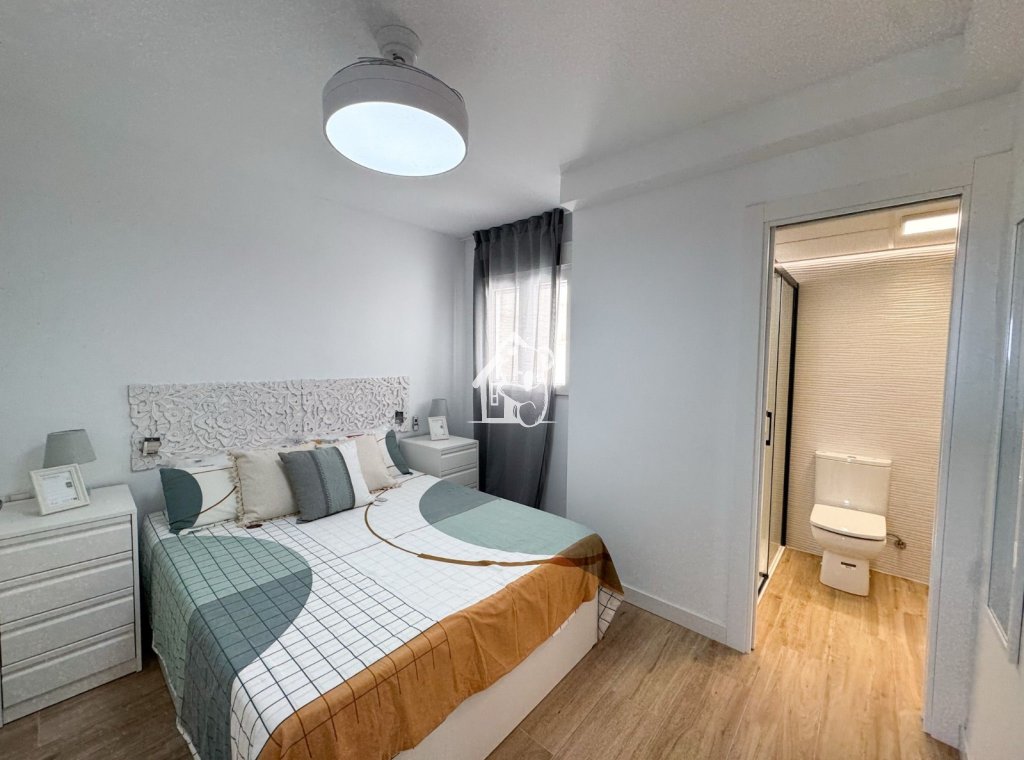 Перепродажа - Квартира / квартира - Orihuela Costa - Punta Prima
