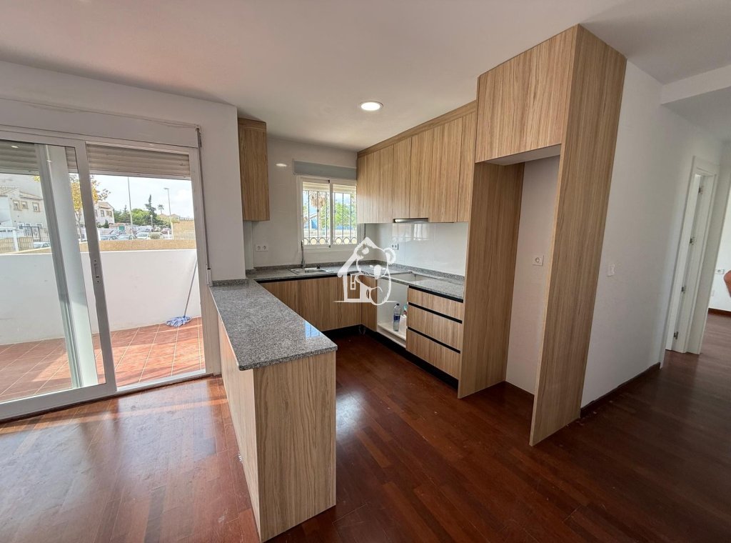 Перепродажа - Квартира / квартира - Orihuela Costa - Punta Prima