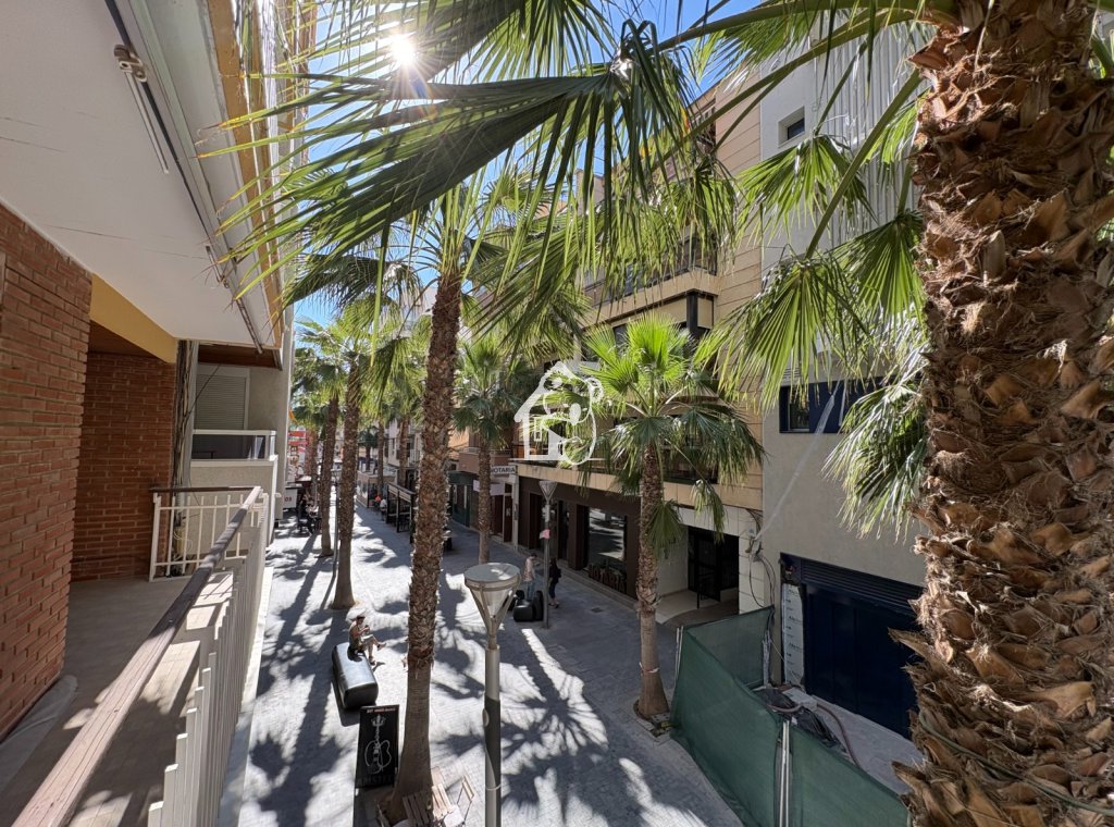Перепродажа - Квартира / квартира - Torrevieja - Centro