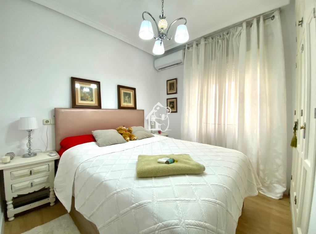 Перепродажа - Квартира / квартира - Torrevieja - Centro