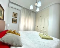 Перепродажа - Квартира / квартира - Torrevieja - Centro