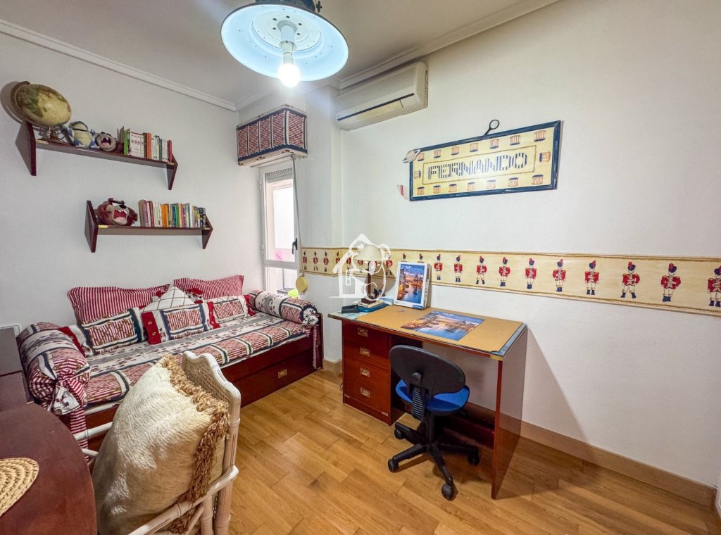Перепродажа - Квартира / квартира - Torrevieja - Torrevieja Centro