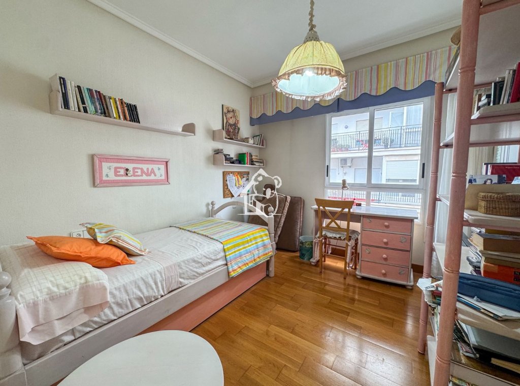 Перепродажа - Квартира / квартира - Torrevieja - Torrevieja Centro