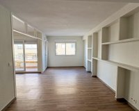 Перепродажа - Квартира / квартира - Torrevieja