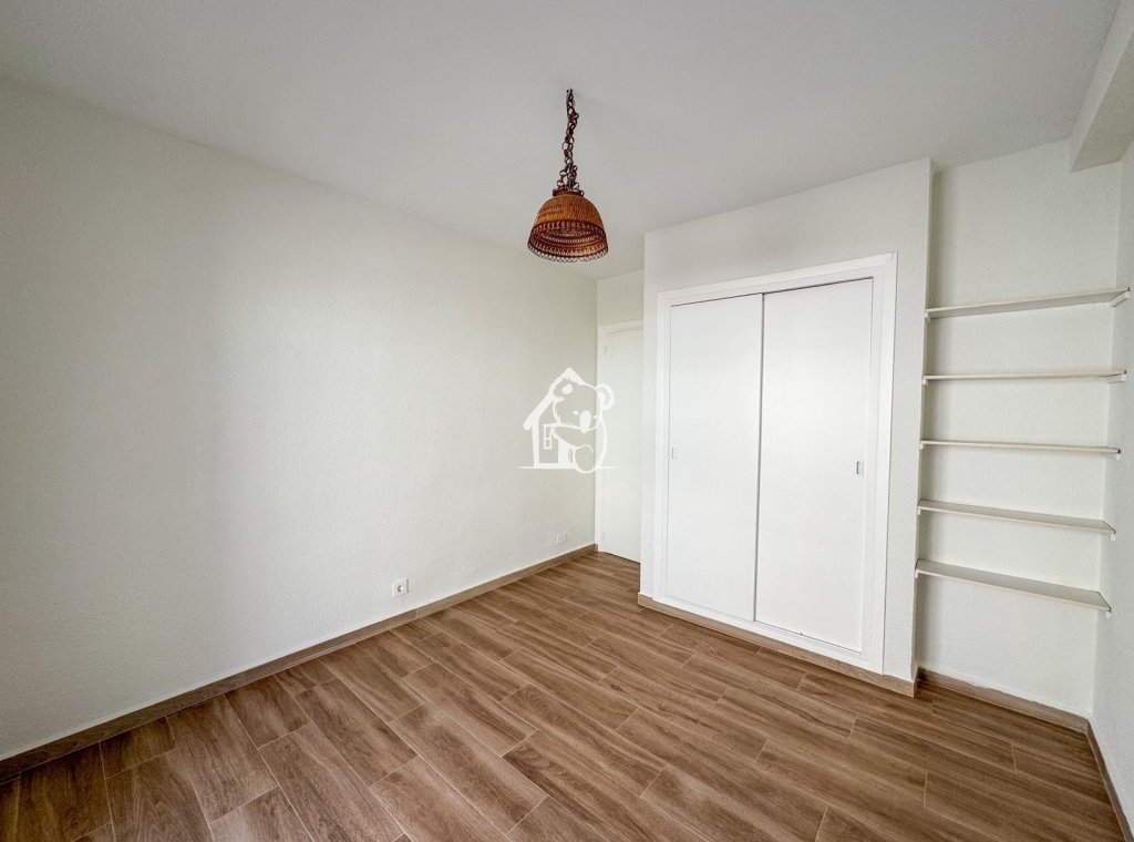 Перепродажа - Квартира / квартира - Torrevieja