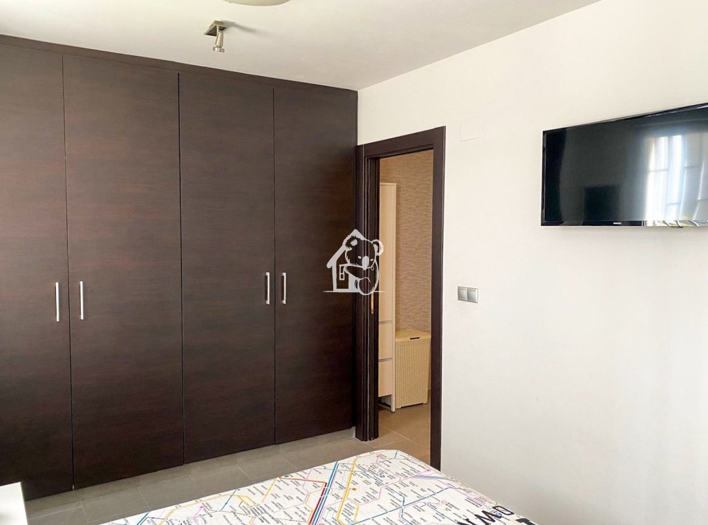 Перепродажа - Квартира / квартира - Torrevieja