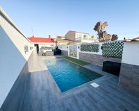 Перепродажа - Таунхаус - Torrevieja - La Siesta - El Salado -  Torreta