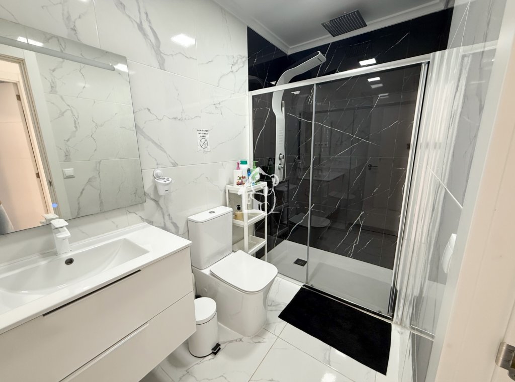 Перепродажа - Таунхаус - Torrevieja - La Siesta - El Salado -  Torreta