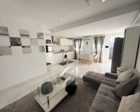 Перепродажа - Таунхаус - Torrevieja - La Siesta - El Salado -  Torreta