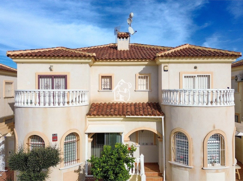 Перепродажа - Таунхаус - Torrevieja - Nueva Torrevieja - Aguas Nuevas