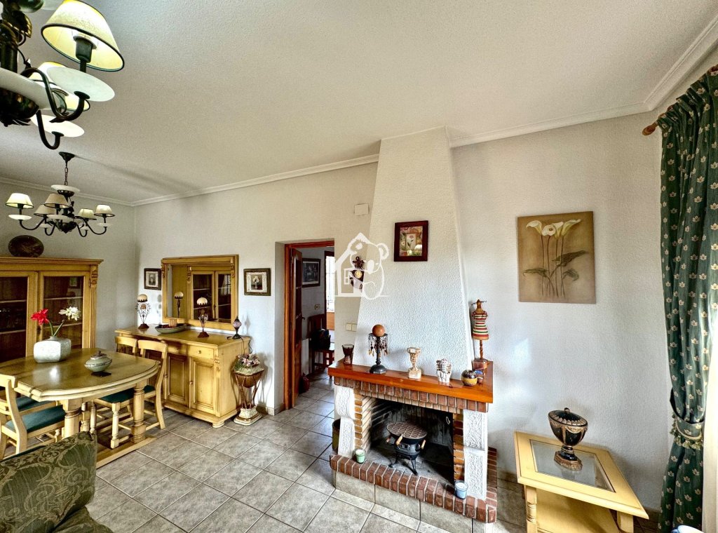 Перепродажа - Villa - Daya Nueva