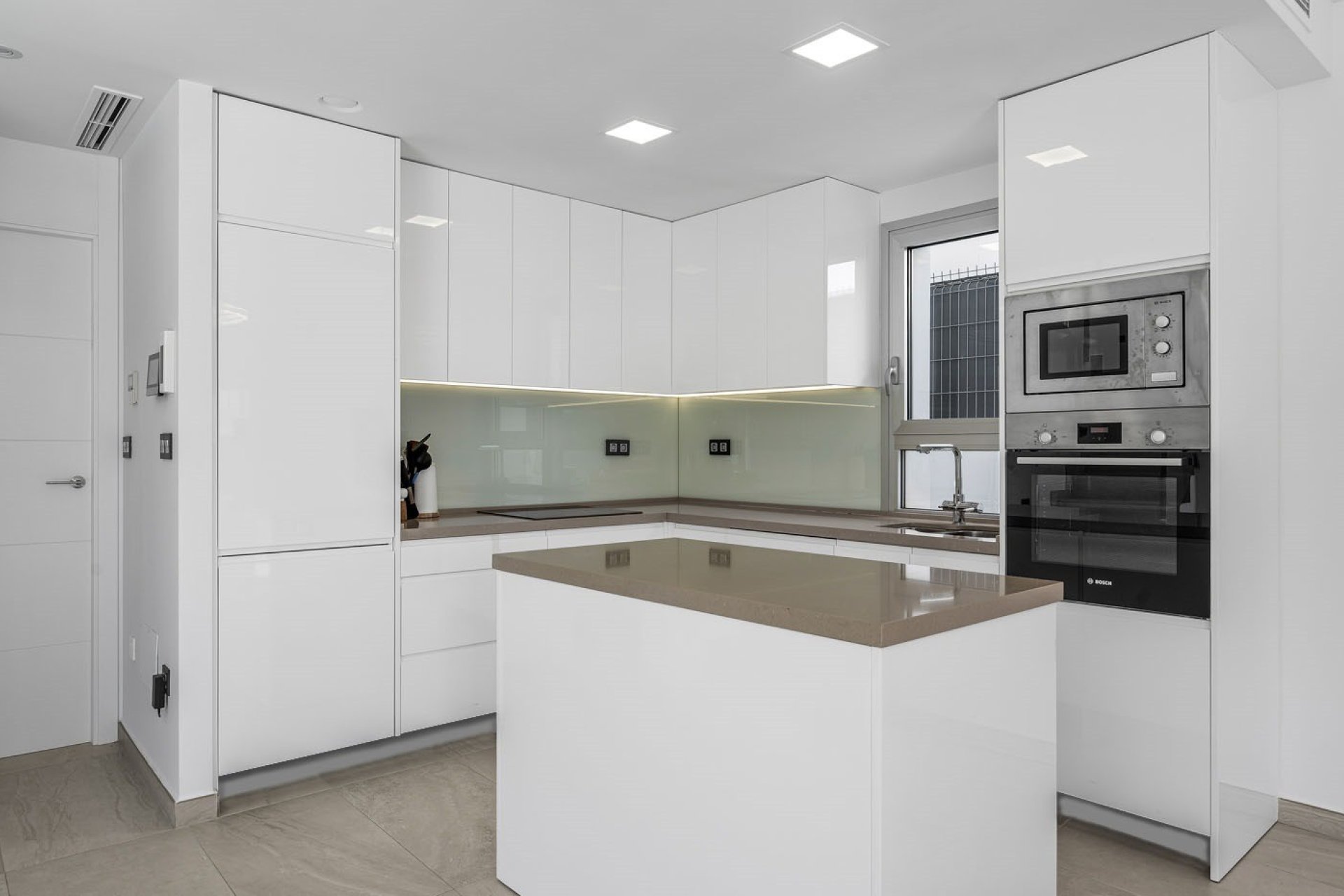 Перепродажа - Villa - Guardamar del Segura - Guardamar Playa
