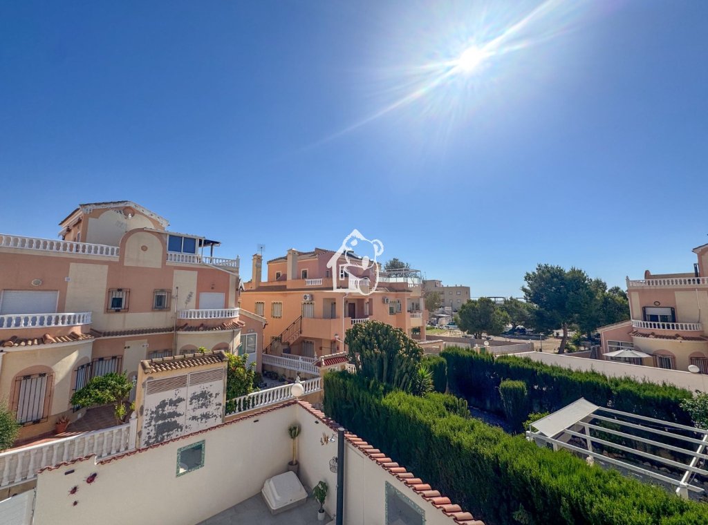Перепродажа - Villa - Orihuela Costa - Cabo roig - La Zenia