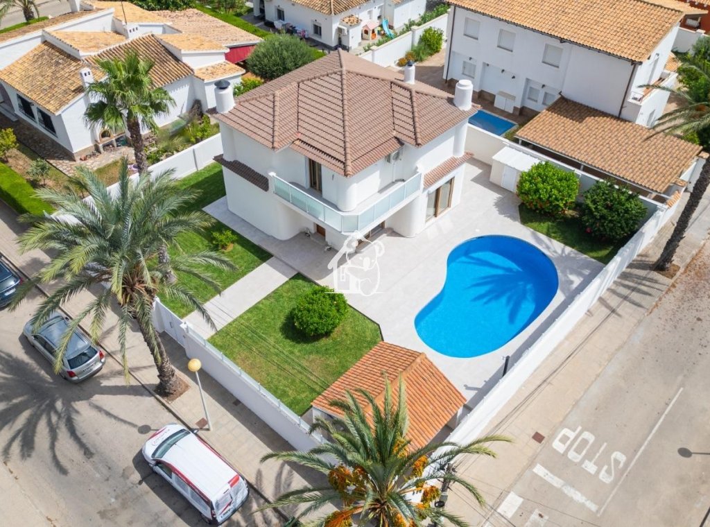 Перепродажа - Villa - Orihuela Costa - Cabo roig - La Zenia