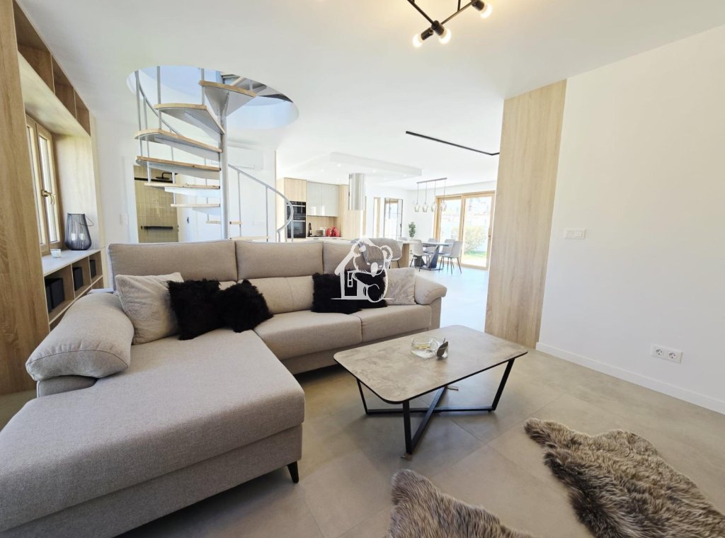 Перепродажа - Villa - Orihuela Costa - Cabo roig - La Zenia
