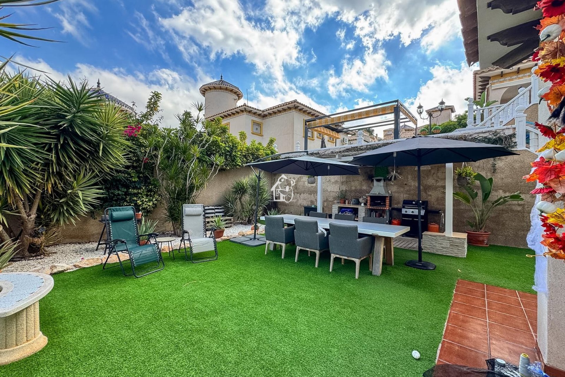 Перепродажа - Villa - Orihuela Costa - Villamartín