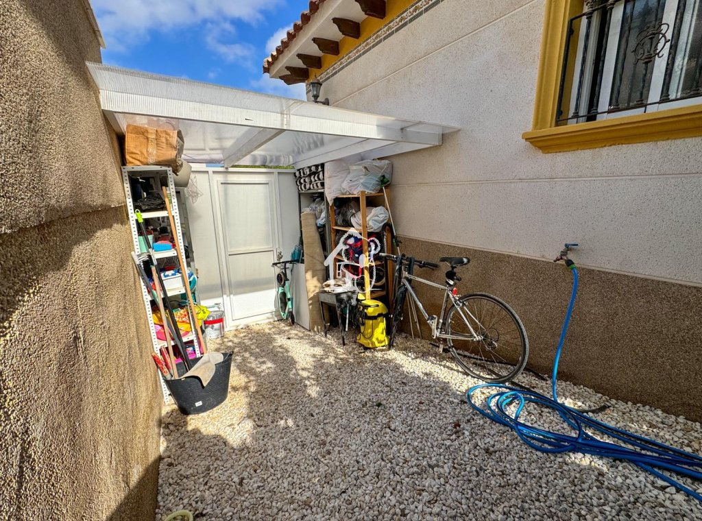 Перепродажа - Villa - Orihuela Costa - Villamartín