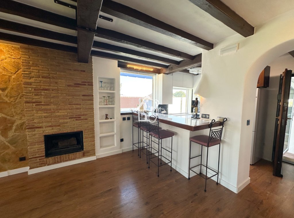 Перепродажа - Villa - Orihuela Costa