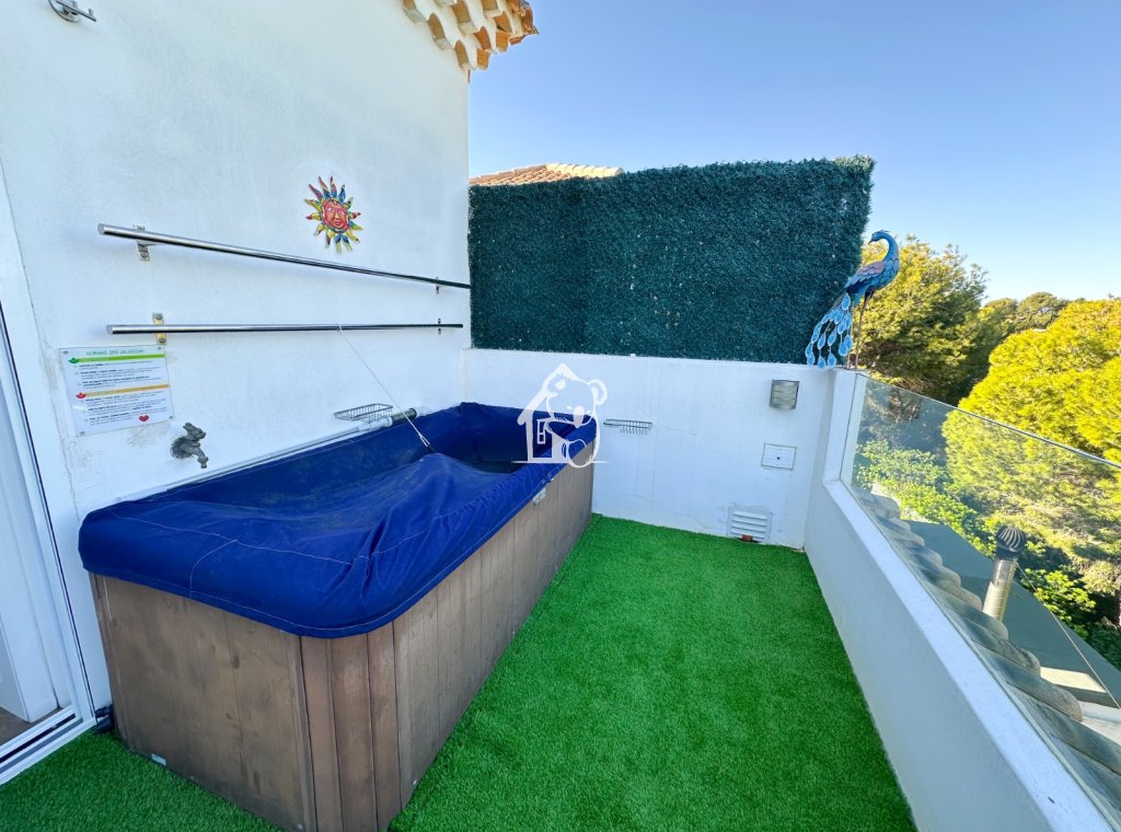 Перепродажа - Villa - Orihuela Costa