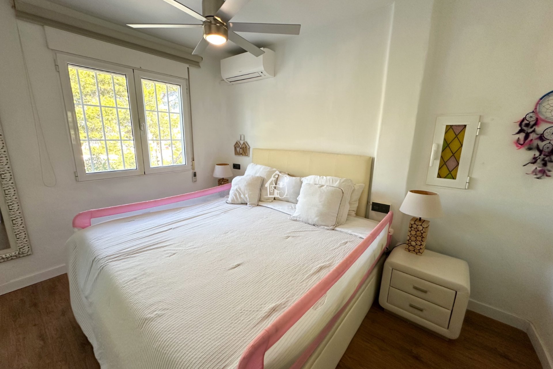 Перепродажа - Villa - Orihuela Costa