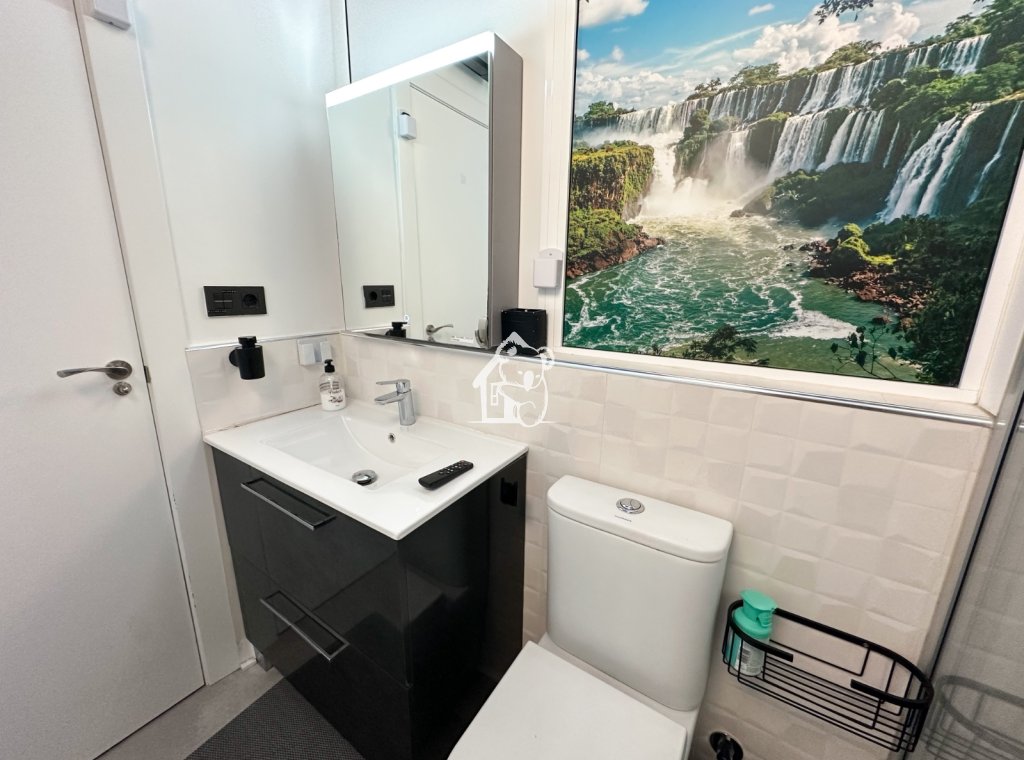 Перепродажа - Villa - Orihuela Costa