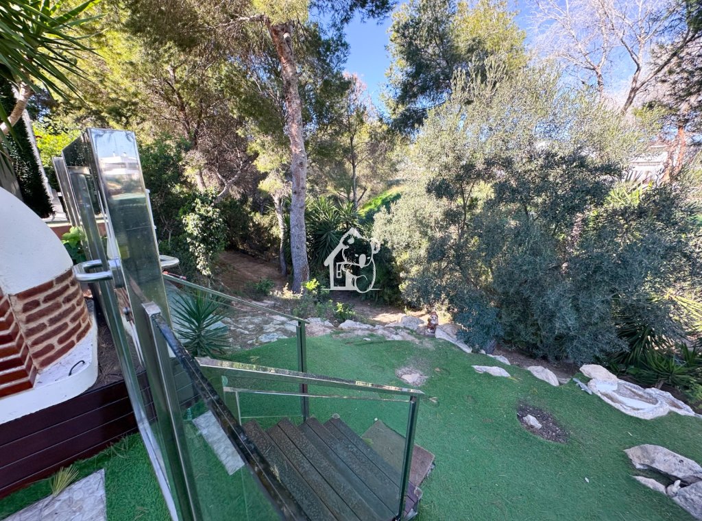 Перепродажа - Villa - Orihuela Costa