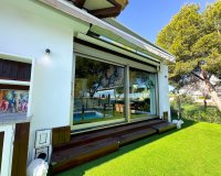 Перепродажа - Villa - Orihuela Costa