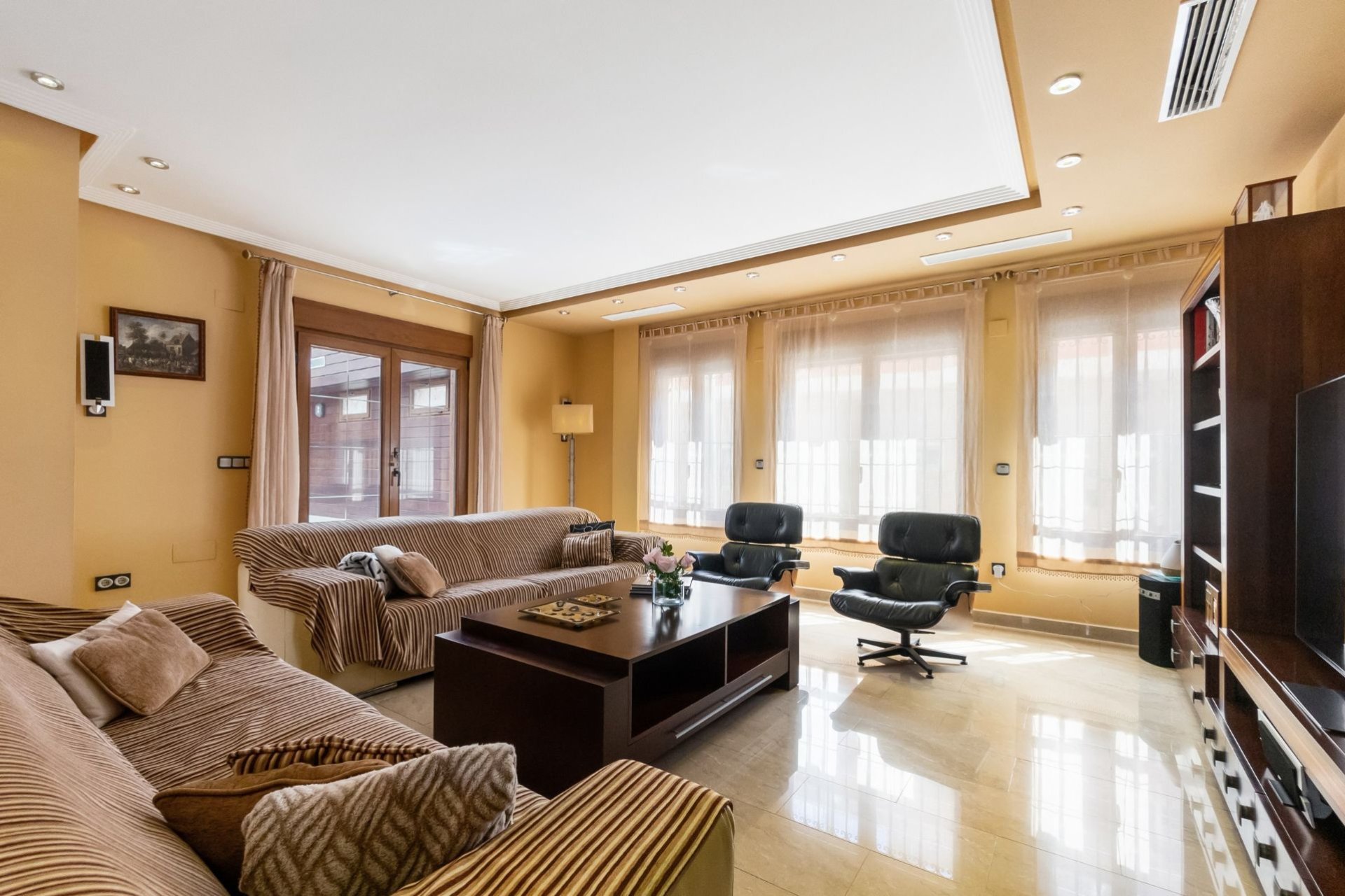 Перепродажа - Villa - Orihuela