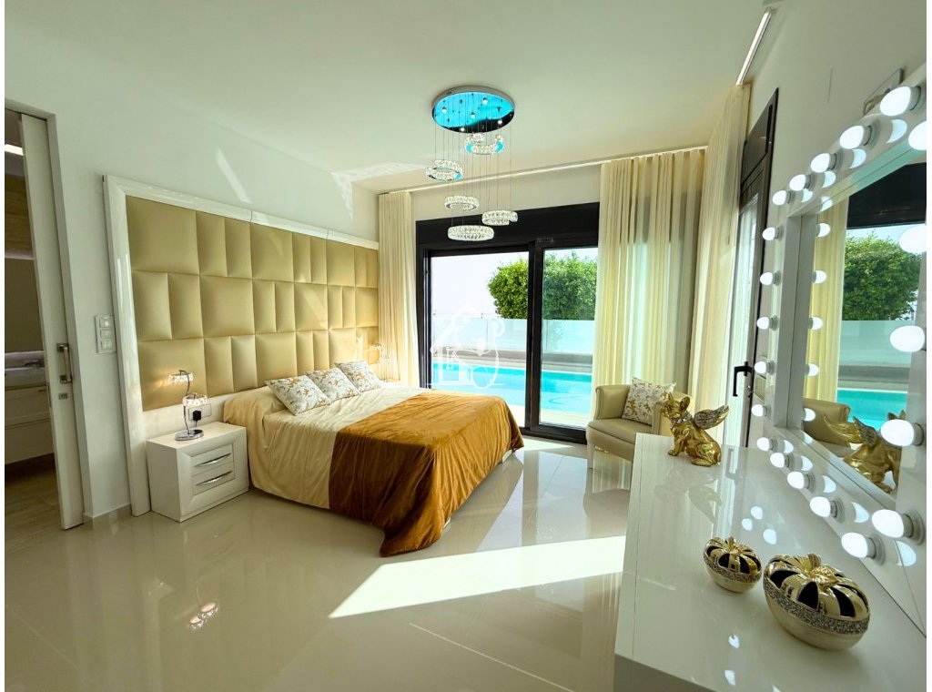 Перепродажа - Villa - San Miguel de Salinas