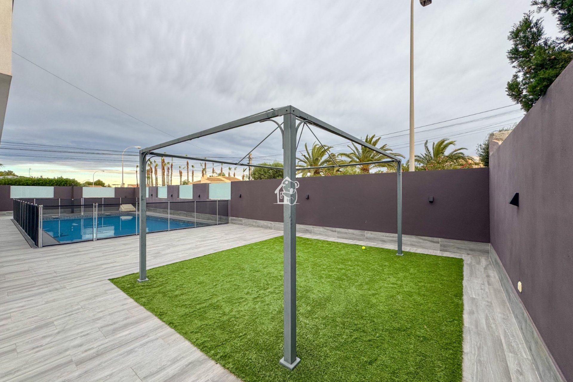 Перепродажа - Villa - Torrevieja - La Siesta - El Salado -  Torreta