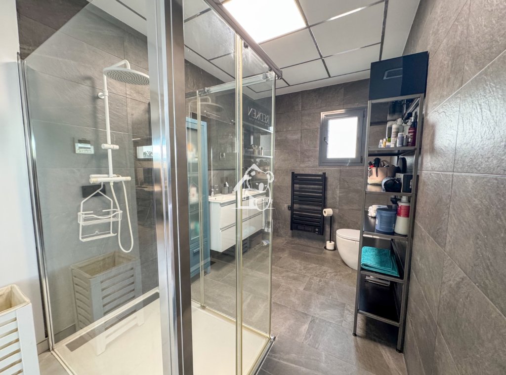 Перепродажа - Villa - Torrevieja - La Siesta - El Salado -  Torreta