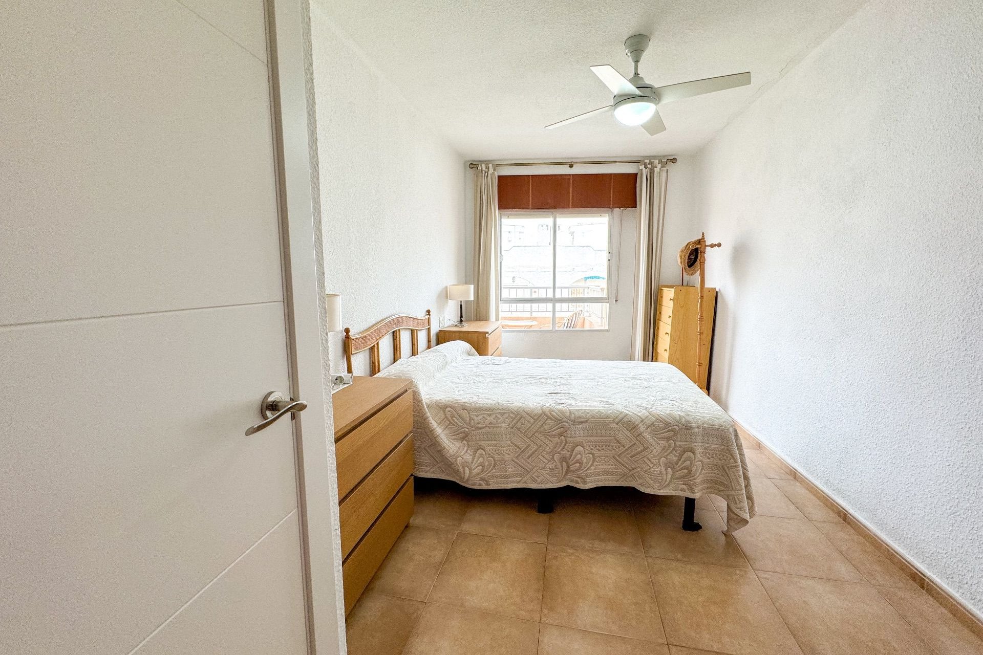 Rental - Apartment / flat - Torrelamata