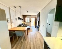 Rental - Apartment / flat - Torrevieja - Centro