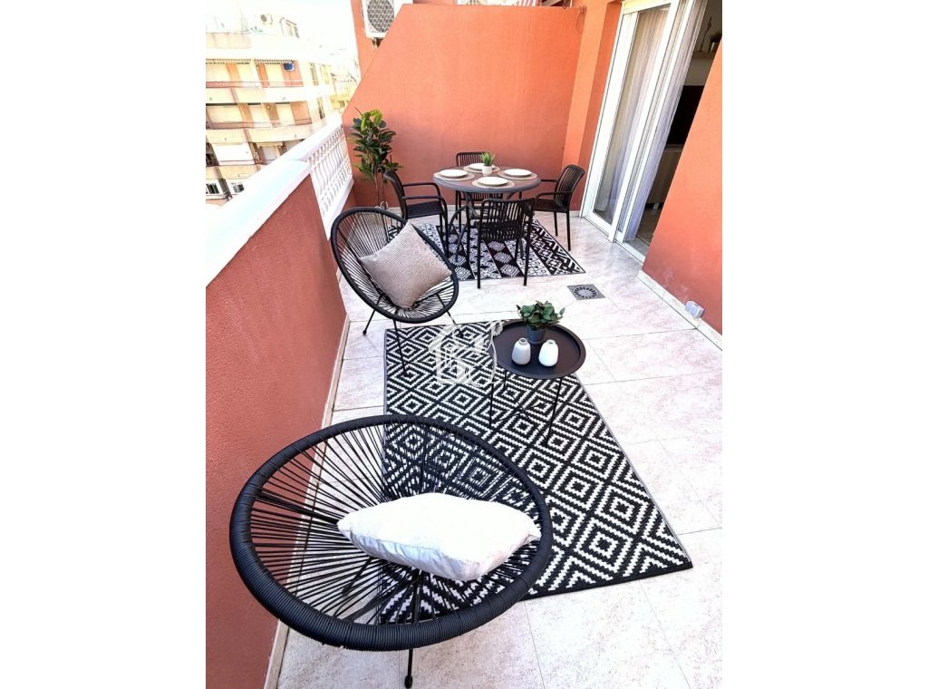 Rental - Apartment / flat - Torrevieja - Centro
