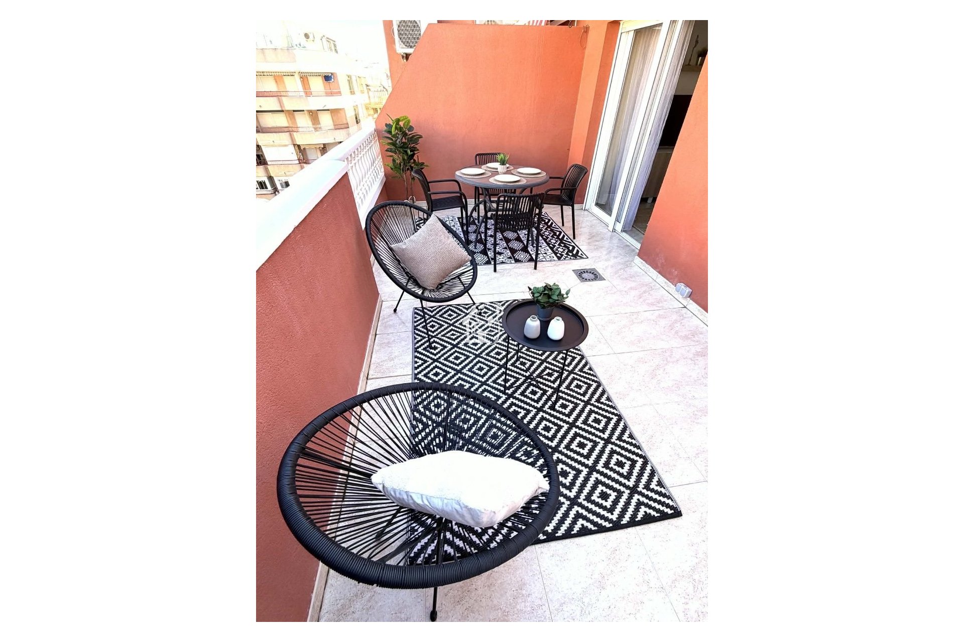 Rental - Apartment / flat - Torrevieja - Centro