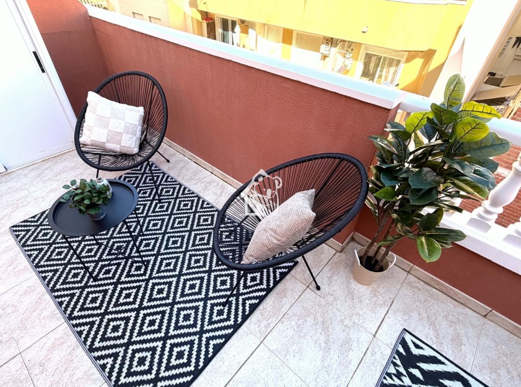 Rental - Apartment / flat - Torrevieja - Centro