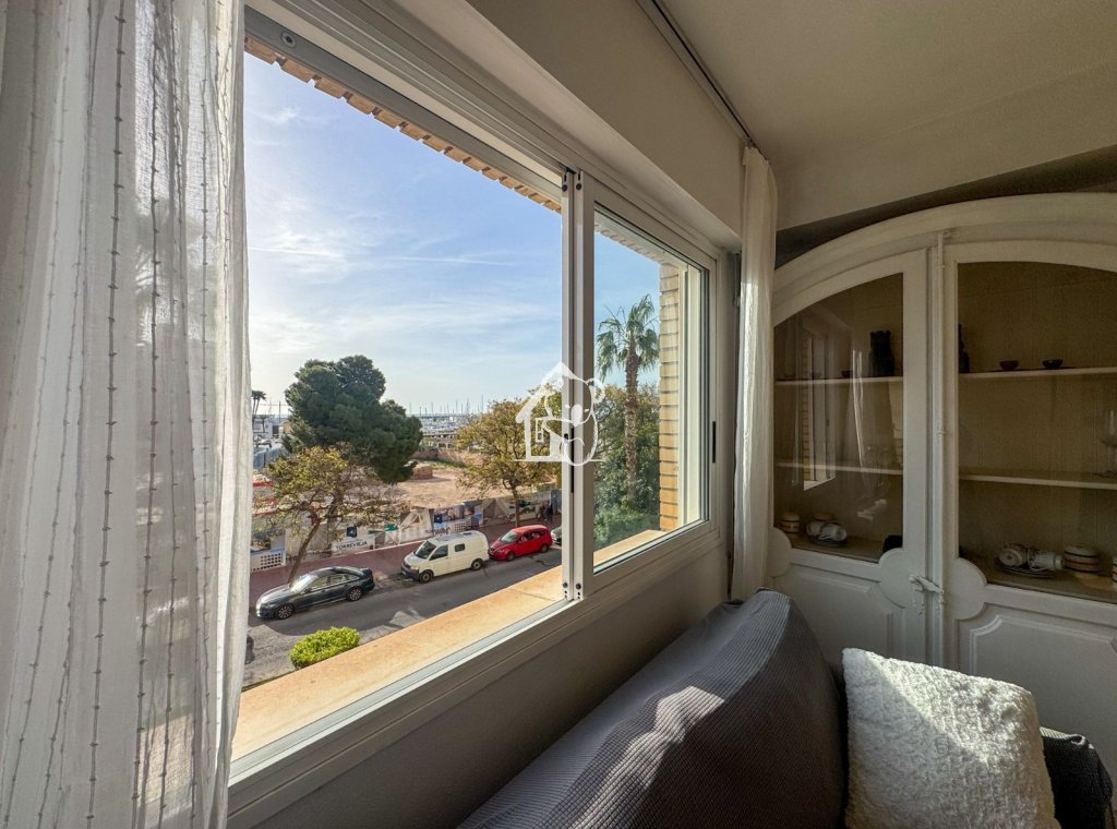 Rental - Apartment / flat - Torrevieja - Centro