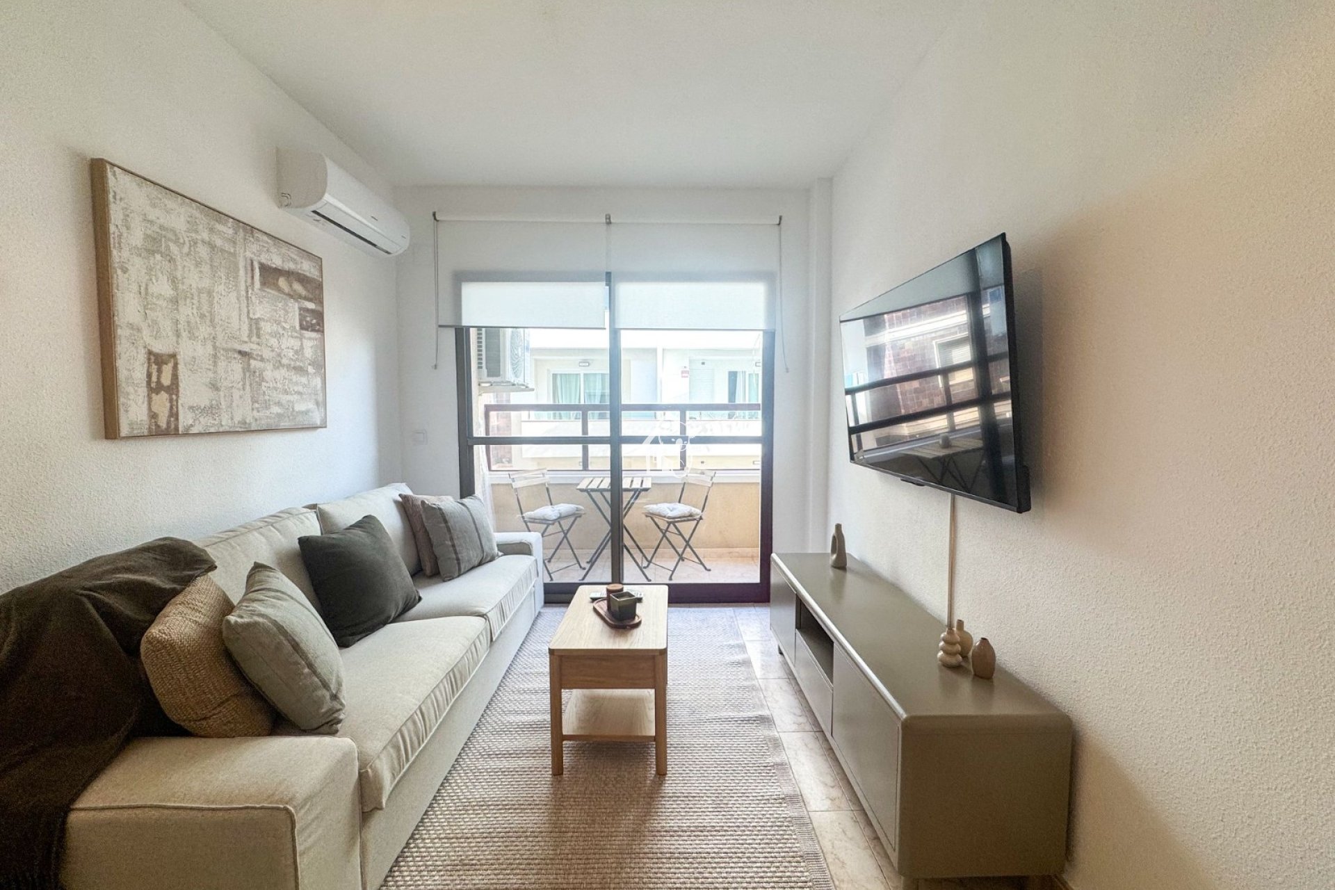 Rental - Apartment / flat - Torrevieja - Centro