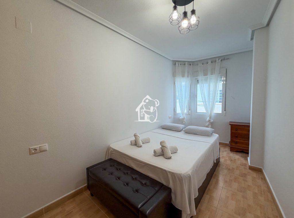 Rental - Apartment / flat - Torrevieja - Centro