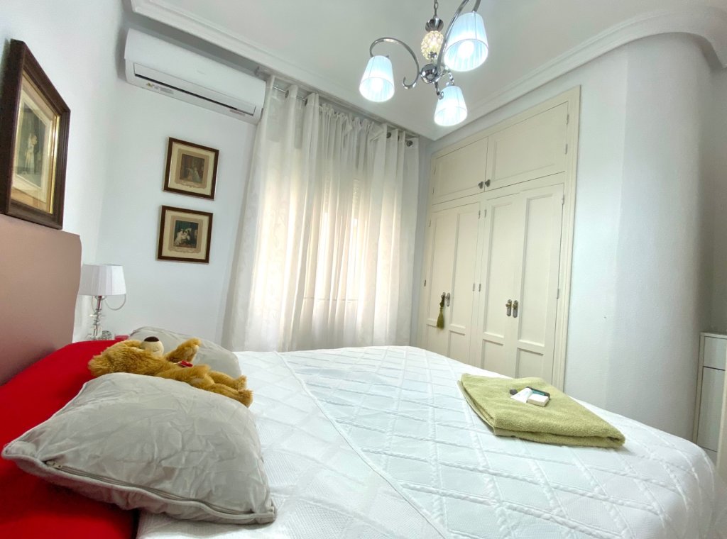 Rental - Apartment / flat - Torrevieja - Centro