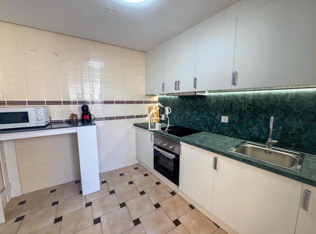 Rental - Apartment / flat - Torrevieja - Centro