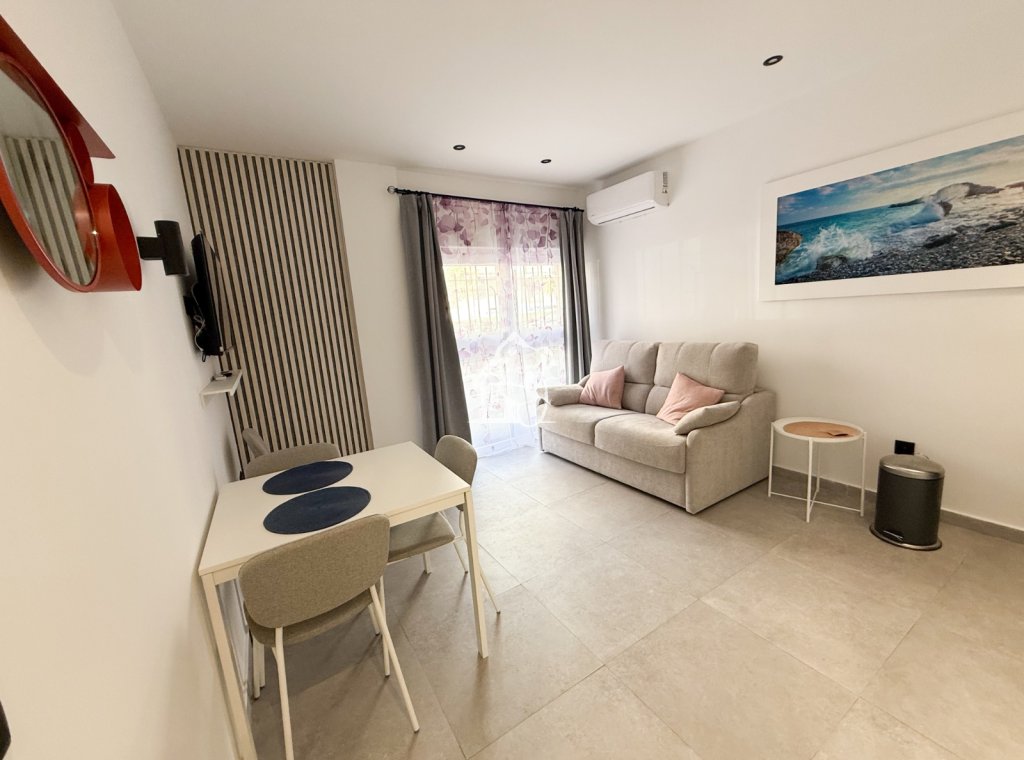 Rental - Apartment / flat - Torrevieja - El Acequión - Los Náufragos