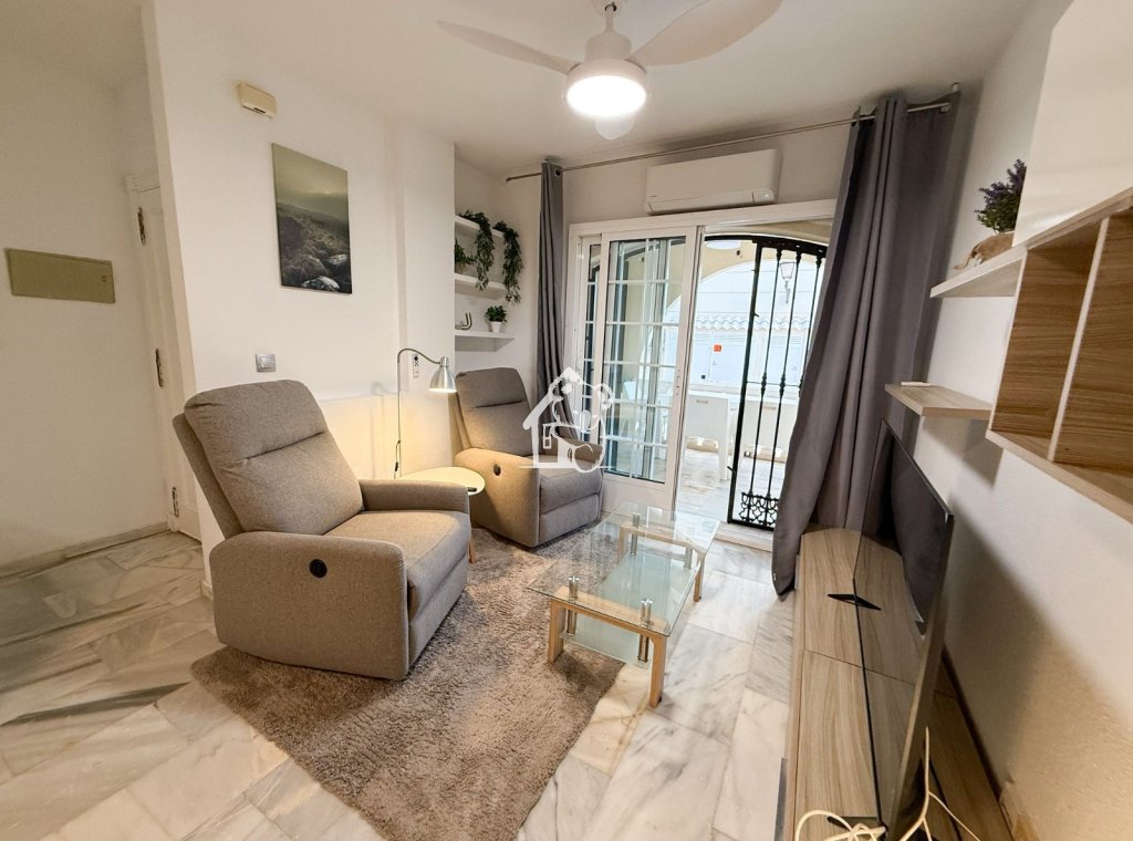 Rental - Apartment / flat - Torrevieja - Playa de los Locos