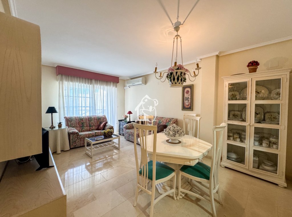 Rental - Apartment / flat - Torrevieja - Playa de los Locos