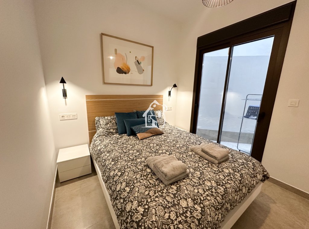 Rental - Apartment / flat - Torrevieja - Playa de los Locos