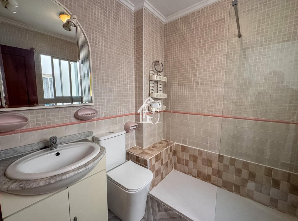 Rental - Apartment / flat - Torrevieja - Playa de los Locos