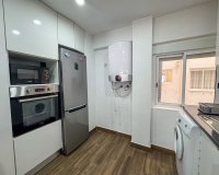 Rental - Apartment / flat - Torrevieja - Torrevieja Centro