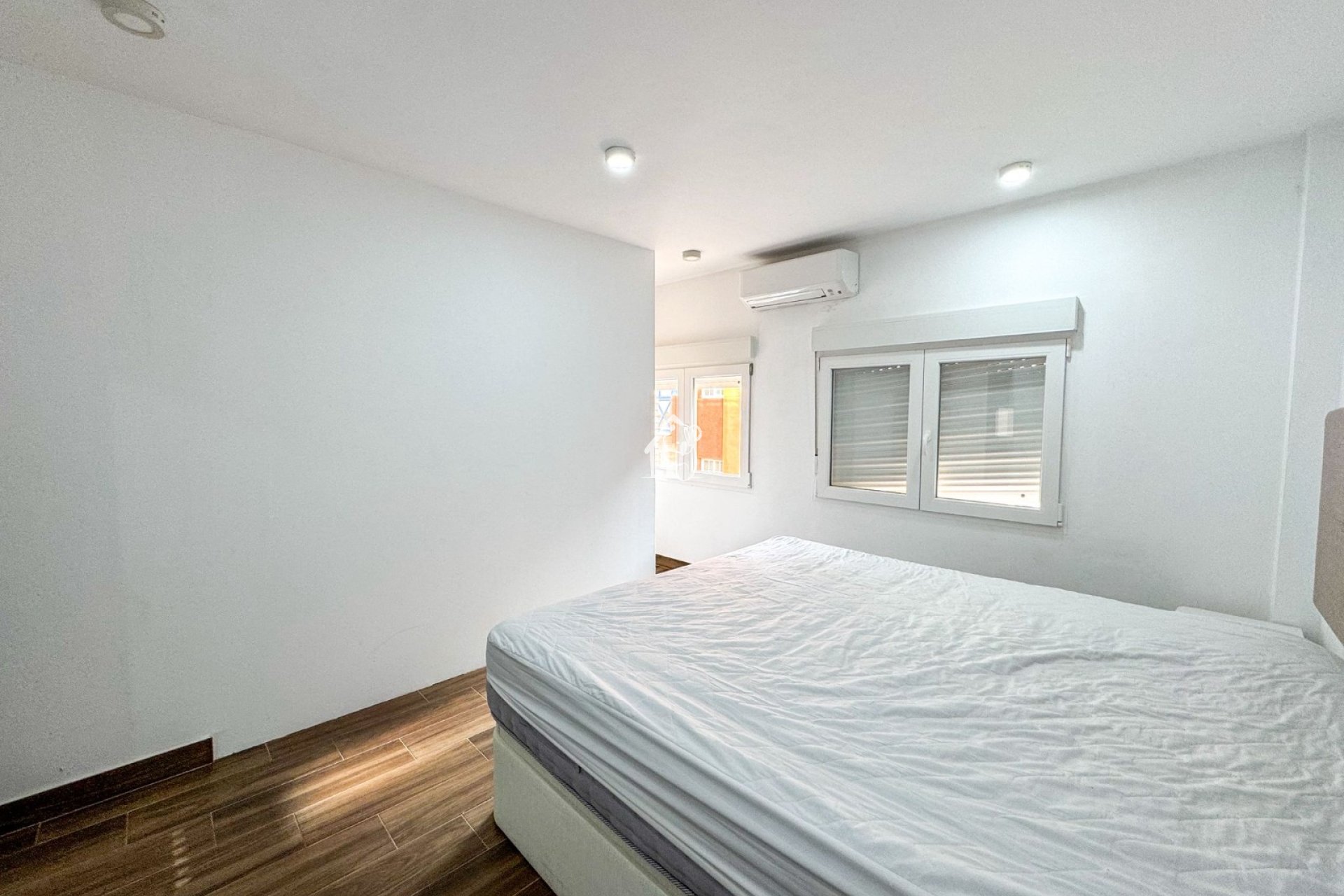 Rental - Apartment / flat - Torrevieja - Torrevieja Centro